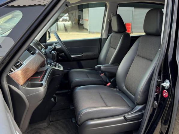 Honda Freed II Рестайлинг с пробегом 2021 года, цена 2 149 000 рублей, 20448 км, компактвэн, Автокод Объявления