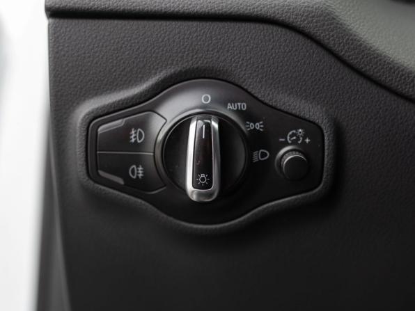 Audi Q5 I (8R) Рестайлинг с пробегом 2013 года, цена 1 500 000 рублей, 278428 км, внедорожник, Автокод Объявления