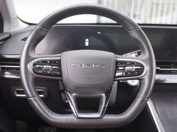 Omoda C5 I с пробегом 2022 года, цена 1 633 000 рублей, 54160 км, внедорожник, Автокод Объявления