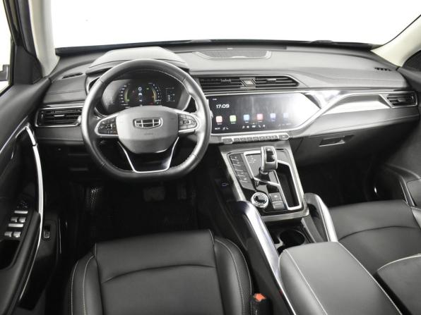 Geely Atlas Pro с пробегом 2024 года, цена 2 283 100 рублей, 32667 км, внедорожник, Автокод Объявления