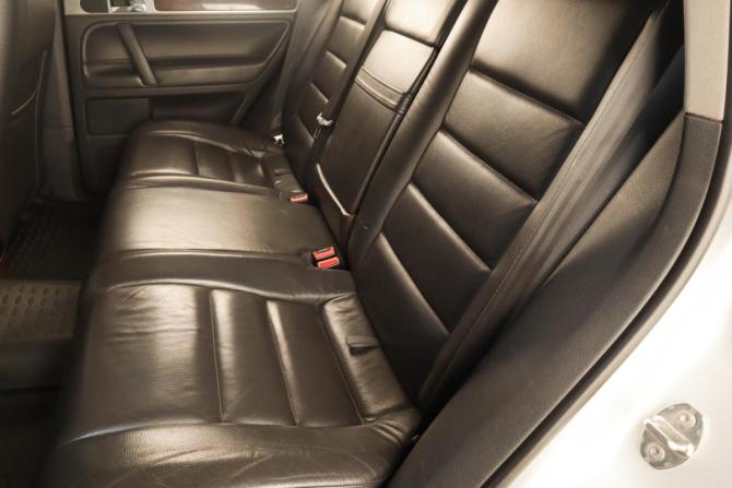 Volkswagen Touareg I Рестайлинг с пробегом 2008 года, цена 1 109 000 рублей, 232000 км, внедорожник, Автокод Объявления