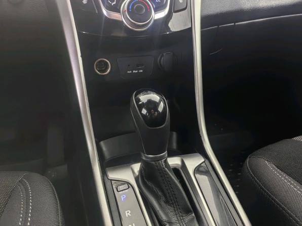 Hyundai i30 II с пробегом 2013 года, цена 829 000 рублей, 164674 км, хэтчбек, Автокод Объявления