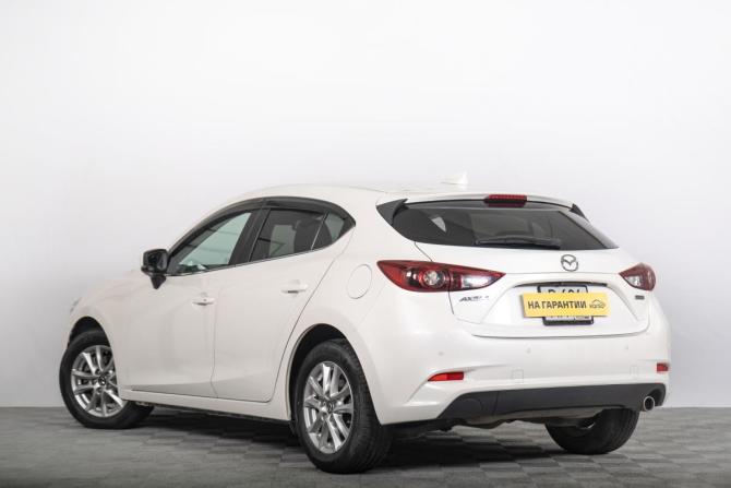 Mazda Axela III Рестайлинг с пробегом 2016 года, цена 1 169 000 рублей, 152000 км, хэтчбек, Автокод Объявления