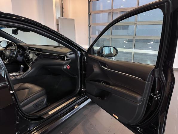 Toyota Camry VIII (XV70) с пробегом 2019 года, цена 2 795 000 рублей, 138622 км, седан, Автокод Объявления