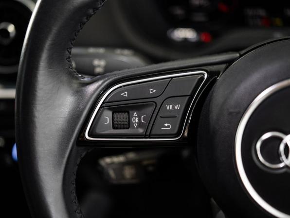 Audi Q2 I с пробегом 2017 года, цена 1 650 000 рублей, 61218 км, внедорожник, Автокод Объявления
