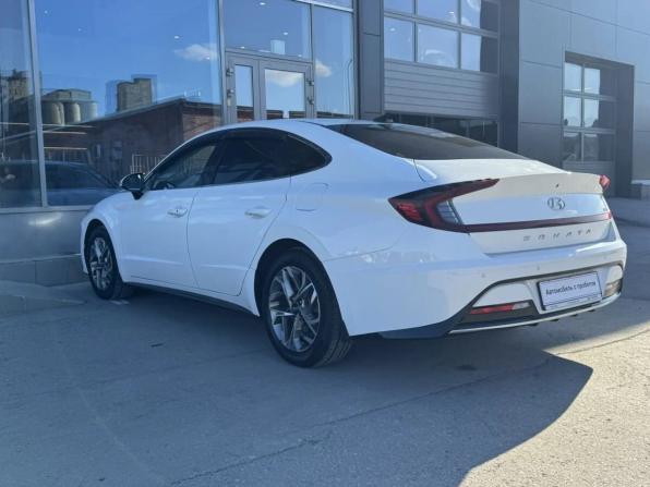 Hyundai Sonata VIII (DN8) с пробегом 2021 года, цена 2 150 000 рублей, 118103 км, седан, Автокод Объявления