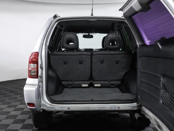 Toyota RAV4 II (XA20) Рестайлинг с пробегом 2004 года, цена 990 000 рублей, 324578 км, внедорожник, Автокод Объявления