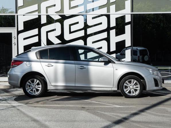 Chevrolet Cruze I Рестайлинг с пробегом 2013 года, цена 799 000 рублей, 182336 км, хэтчбек, Автокод Объявления
