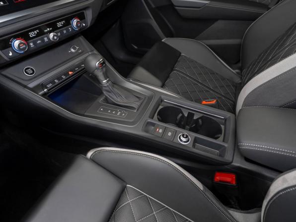 Audi Q3 II (F3) с пробегом 2025 года, цена 4 950 000 рублей, 12 км, внедорожник, Автокод Объявления