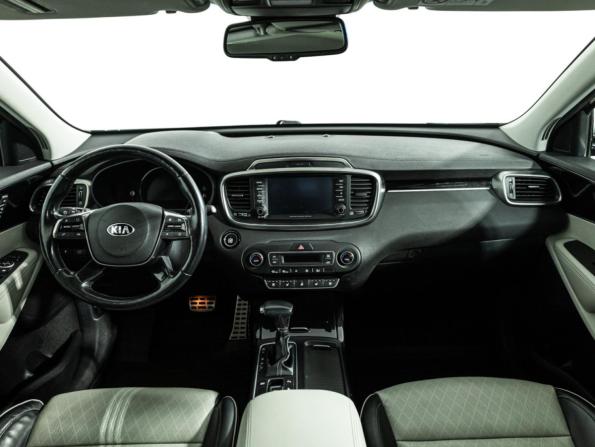 Kia Sorento III Prime Рестайлинг с пробегом 2018 года, цена 2 999 000 рублей, 103120 км, внедорожник, Автокод Объявления