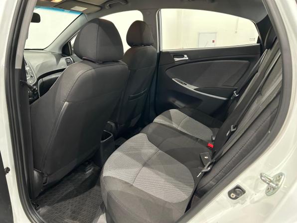 Hyundai Solaris I с пробегом 2012 года, цена 639 000 рублей, 153953 км, седан, Автокод Объявления