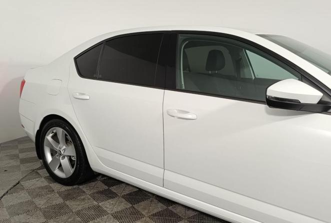 Skoda Octavia III (A7) Рестайлинг с пробегом 2019 года, цена 1 980 000 рублей, 174345 км, лифтбек, Автокод Объявления