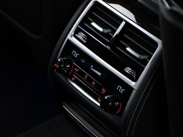 BMW 7 серии VI (G11/G12) с пробегом 2018 года, цена 5 599 050 рублей, 39358 км, седан, Автокод Объявления