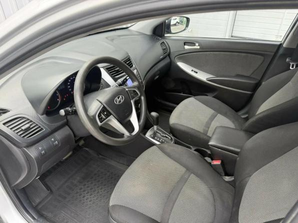 Hyundai Solaris I с пробегом 2014 года, цена 775 000 рублей, 214209 км, хэтчбек, Автокод Объявления