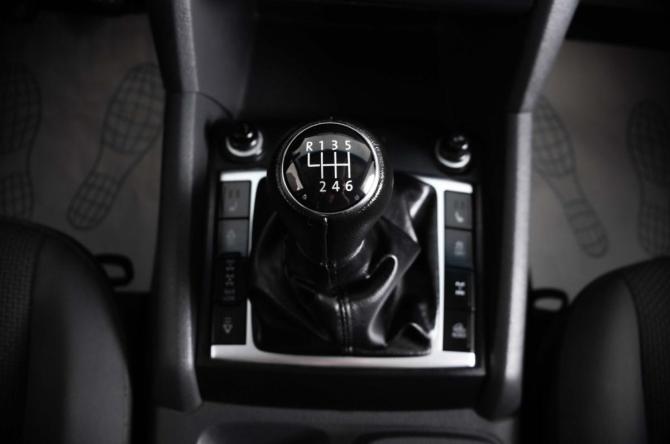 Volkswagen Amarok I с пробегом 2013 года, цена 1 299 000 рублей, 257000 км, offers.body_type.unknown, Автокод Объявления