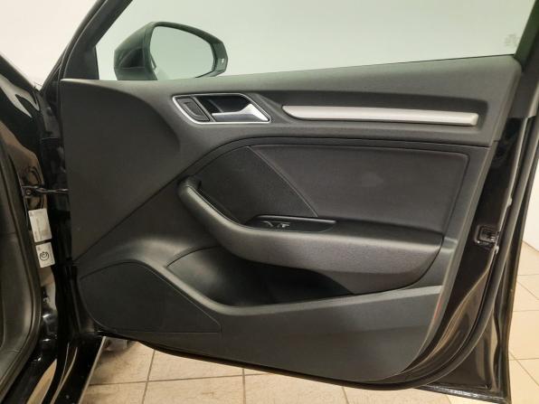Audi A3 III (8V) с пробегом 2013 года, цена 888 000 рублей, 317000 км, седан, Автокод Объявления