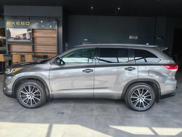Toyota Highlander III (XU50) Рестайлинг с пробегом 2018 года, цена 3 099 000 рублей, 207153 км, внедорожник, Автокод Объявления