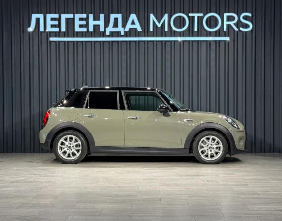Mini Hatch III (F55/F56) Рестайлинг с пробегом 2020 года, цена 2 450 000 рублей, 28450 км, хэтчбек, Автокод Объявления