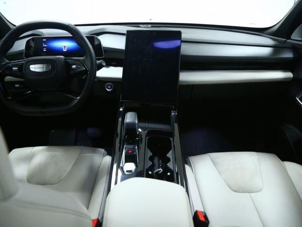 Geely Atlas II с пробегом 2023 года, цена 2 551 000 рублей, 35000 км, внедорожник, Автокод Объявления