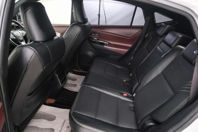 Toyota Harrier III (XU60) Рестайлинг с пробегом 2018 года, цена 3 899 000 рублей, 67000 км, внедорожник, Автокод Объявления