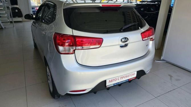Kia Rio III Рестайлинг с пробегом 2017 года, цена 995 000 рублей, 125500 км, хэтчбек, Автокод Объявления
