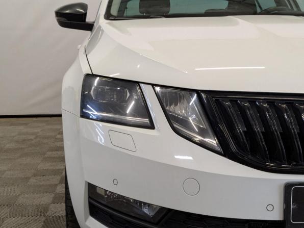 Skoda Octavia III (A7) Рестайлинг с пробегом 2020 года, цена 2 300 000 рублей, 83386 км, лифтбек, Автокод Объявления