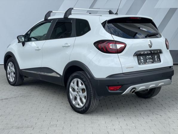 Renault Kaptur I с пробегом 2016 года, цена 1 358 000 рублей, 62918 км, внедорожник, Автокод Объявления