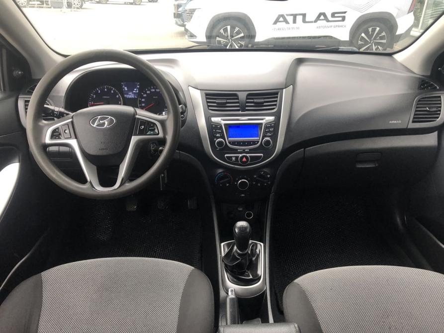 Hyundai Solaris I Брянск  - изображение 10