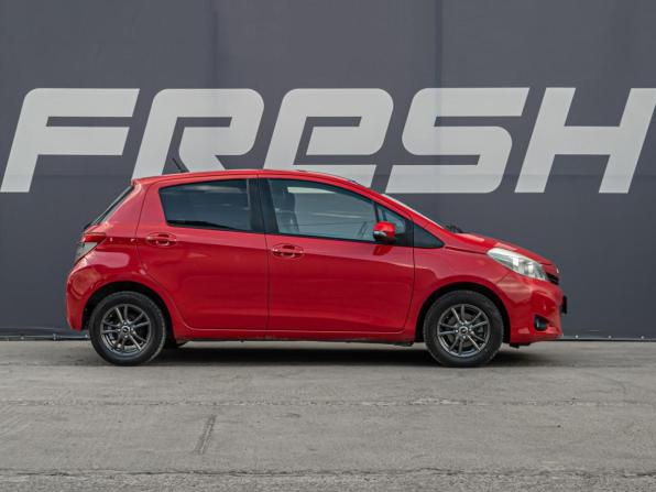 Toyota Vitz III (XP130) с пробегом 2013 года, цена 840 000 рублей, 67122 км, хэтчбек, Автокод Объявления