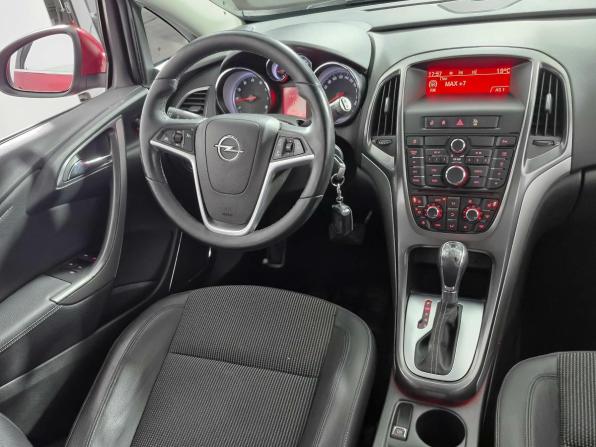 Opel Astra J с пробегом 2011 года, цена 615 000 рублей, 166268 км, хэтчбек, Автокод Объявления