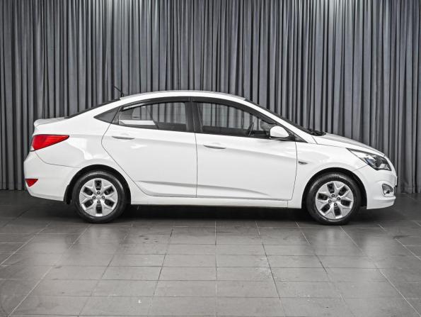 Hyundai Solaris I Рестайлинг с пробегом 2015 года, цена 779 000 рублей, 191605 км, седан, Автокод Объявления
