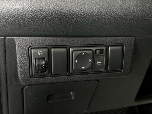 Nissan Tiida I Рестайлинг с пробегом 2011 года, цена 690 000 рублей, 225875 км, хэтчбек, Автокод Объявления