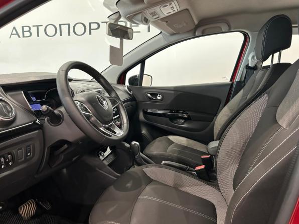 Renault Kaptur I Рестайлинг с пробегом 2021 года, цена 1 359 000 рублей, 119582 км, внедорожник, Автокод Объявления