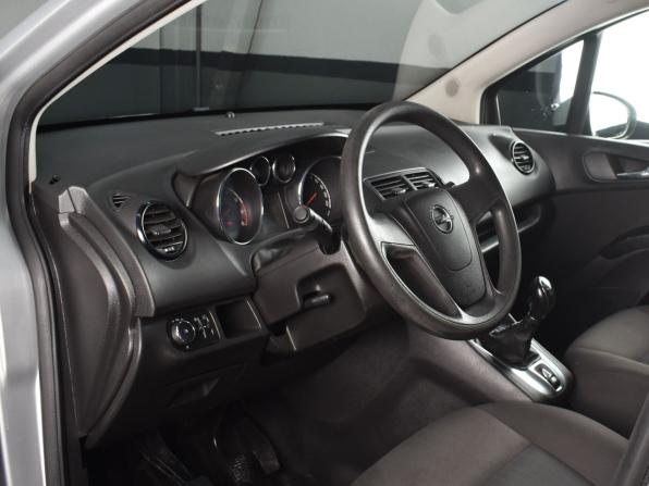 Opel Meriva B с пробегом 2012 года, цена 599 995 рублей, 234808 км, компактвэн, Автокод Объявления