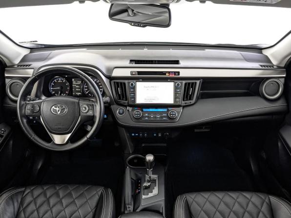 Toyota RAV4 IV (XA40) Рестайлинг с пробегом 2019 года, цена 2 740 000 рублей, 41285 км, внедорожник, Автокод Объявления