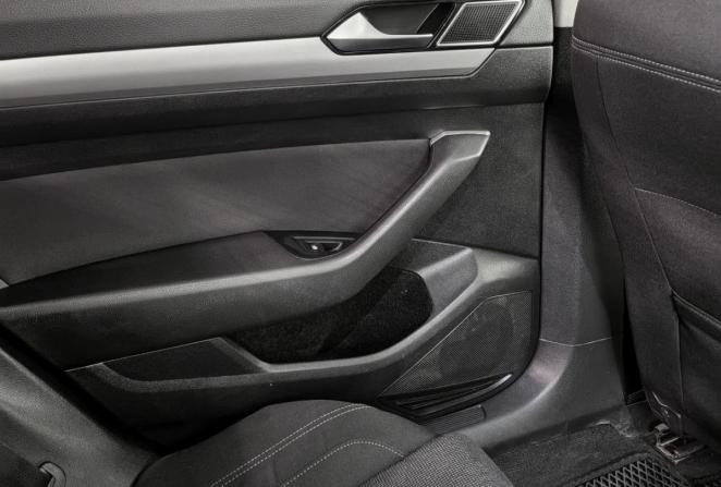 Volkswagen Passat B8 с пробегом 2017 года, цена 1 580 000 рублей, 279300 км, седан, Автокод Объявления