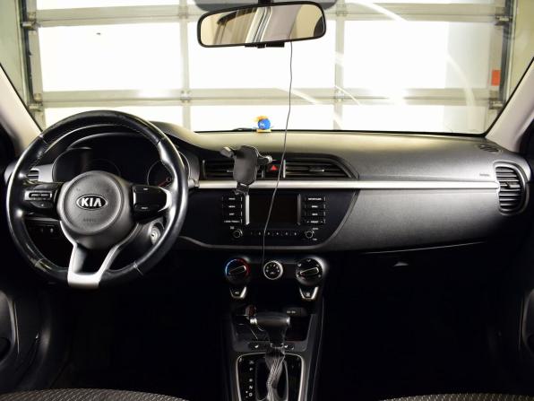 Kia Rio IV с пробегом 2018 года, цена 1 415 997 рублей, 134043 км, хэтчбек, Автокод Объявления