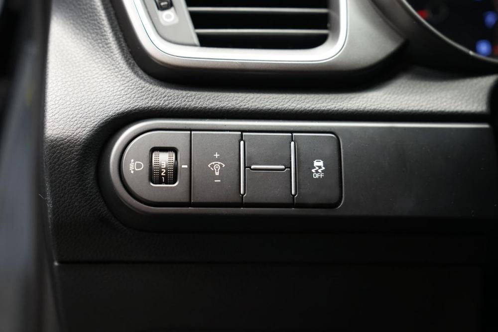 Kia Ceed III Крым  - изображение 11