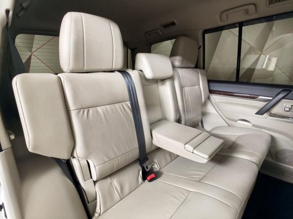 Mitsubishi Pajero IV Рестайлинг 2 с пробегом 2019 года, цена 3 599 000 рублей, 38328 км, внедорожник, Автокод Объявления