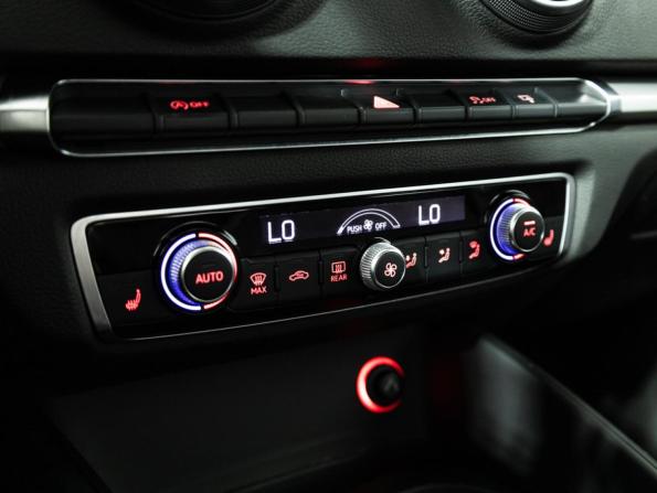 Audi A3 III (8V) с пробегом 2014 года, цена 1 349 700 рублей, 140803 км, седан, Автокод Объявления