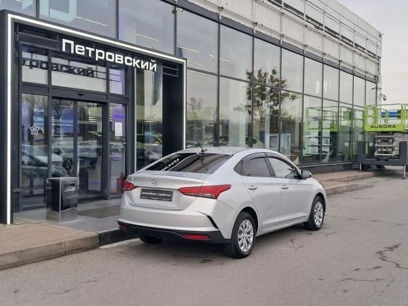Hyundai Solaris II Рестайлинг с пробегом 2021 года, цена 1 498 000 рублей, 134534 км, седан, Автокод Объявления