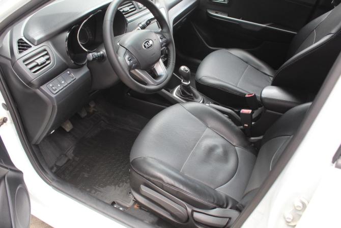 Kia Rio III с пробегом 2013 года, цена 740 000 рублей, 256318 км, седан, Автокод Объявления