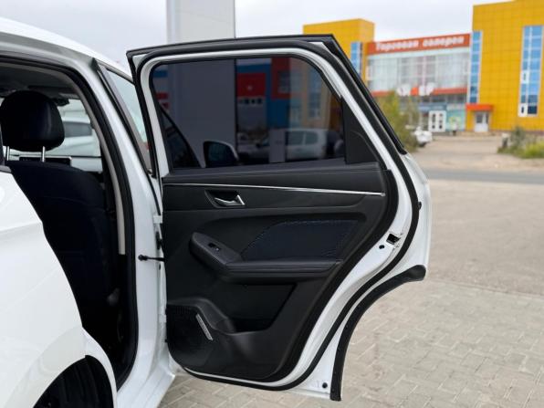 Haval Jolion I с пробегом 2023 года, цена 1 990 000 рублей, 33308 км, внедорожник, Автокод Объявления