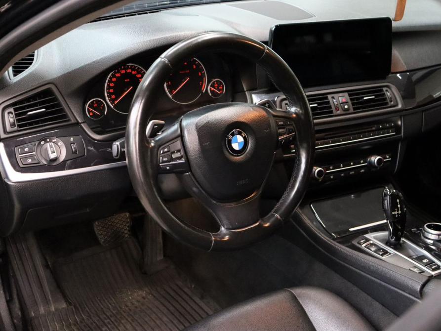 BMW 5 серии VI (F10/F11/F07) Рестайлинг Калининград  - изображение 17