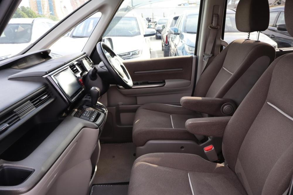 Honda Stepwgn V Санкт-Петербург  - изображение 10
