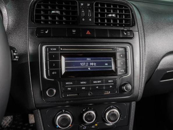 Volkswagen Polo V с пробегом 2013 года, цена 769 000 рублей, 178522 км, седан, Автокод Объявления