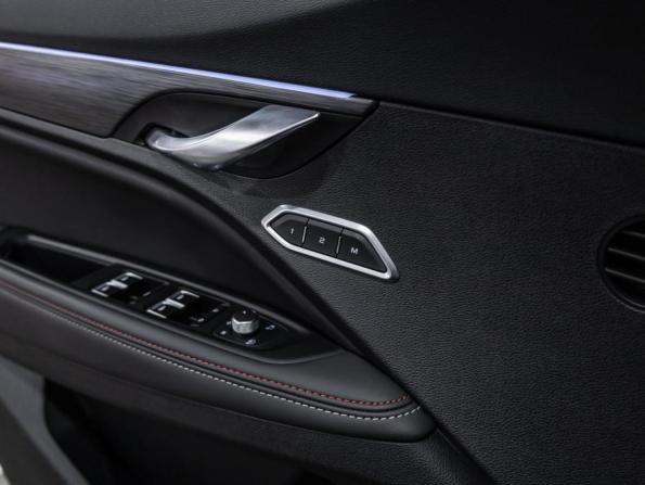 Geely Tugella I Рестайлинг с пробегом 2024 года, цена 3 099 000 рублей, 28095 км, внедорожник, Автокод Объявления