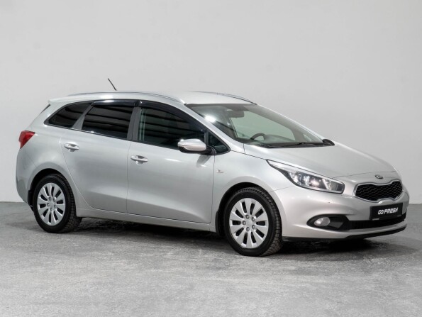 Kia Ceed II с пробегом 2014 года, цена 1 319 000 рублей, 107680 км, универсал, Автокод Объявления