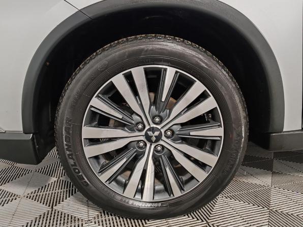 Mitsubishi Outlander III Рестайлинг 3 с пробегом 2019 года, цена 2 275 000 рублей, 67706 км, внедорожник, Автокод Объявления