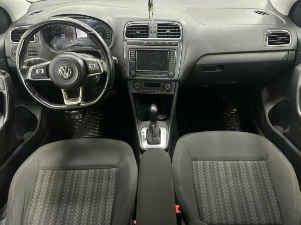 Volkswagen Polo V Рестайлинг с пробегом 2019 года, цена 1 302 000 рублей, 168333 км, седан, Автокод Объявления